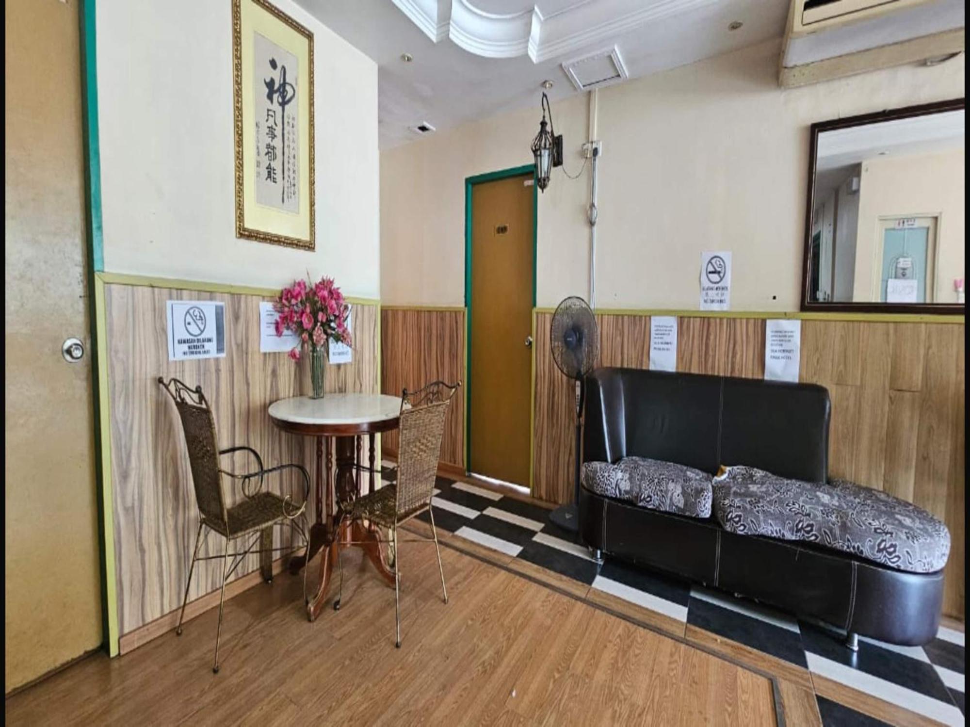 Oyo 90979 Sianglory Inn Kota Kinabalu Exterior foto